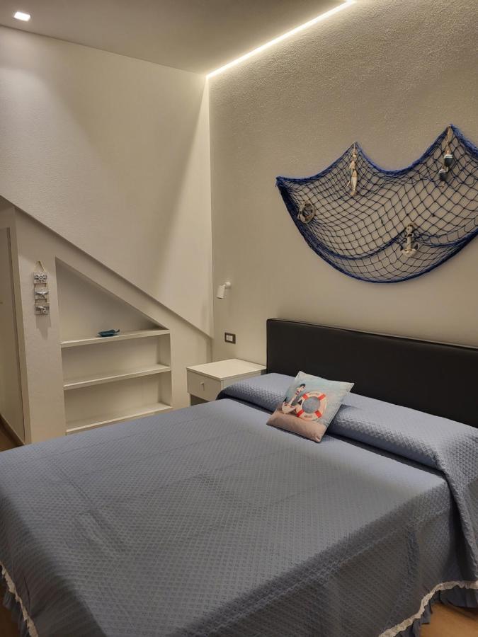 Bianca Luna Manarola Buitenkant foto
